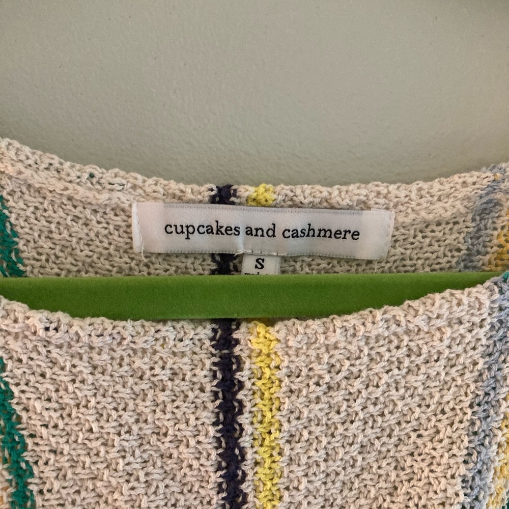 Crochet crop top - Picture 2 of 3